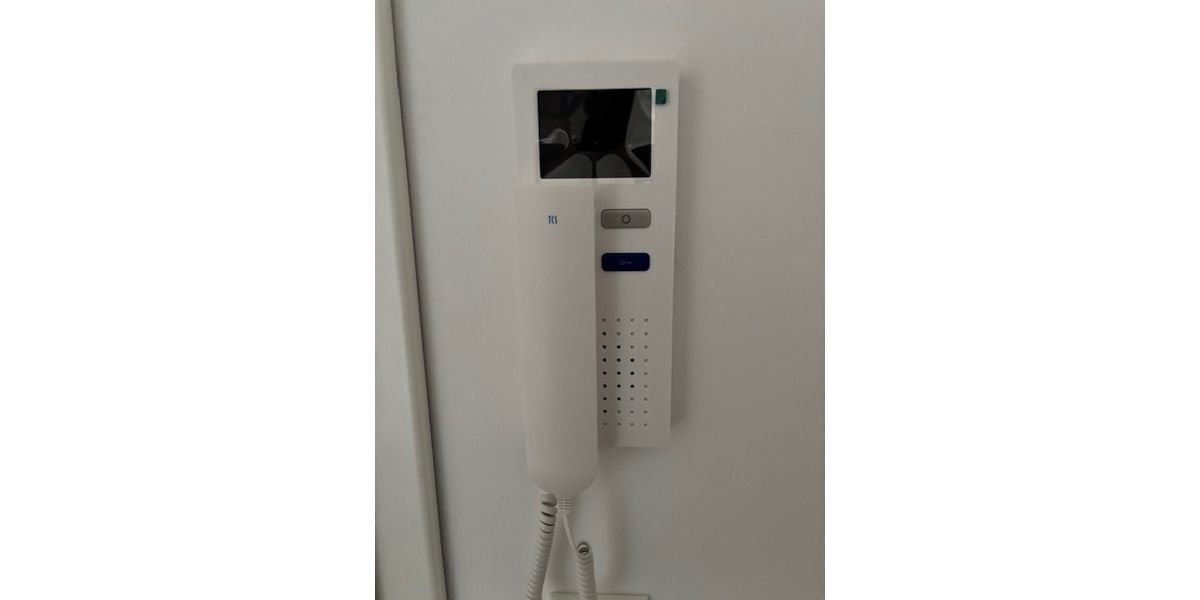 Staffelgeschoss mit großer Terrasse 3 zimmer