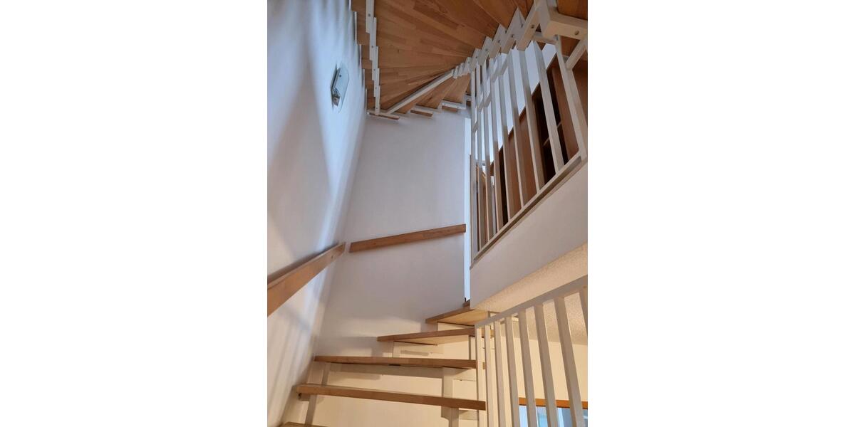 Doppelhaushälfte Straubing - 5 Zimmer, 128 m&sup2;, 1.280&euro; | Angebot:25442074