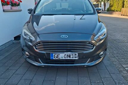 Ford S-Max 164.351 km 9.999 &euro; gelsenkirchen 45896