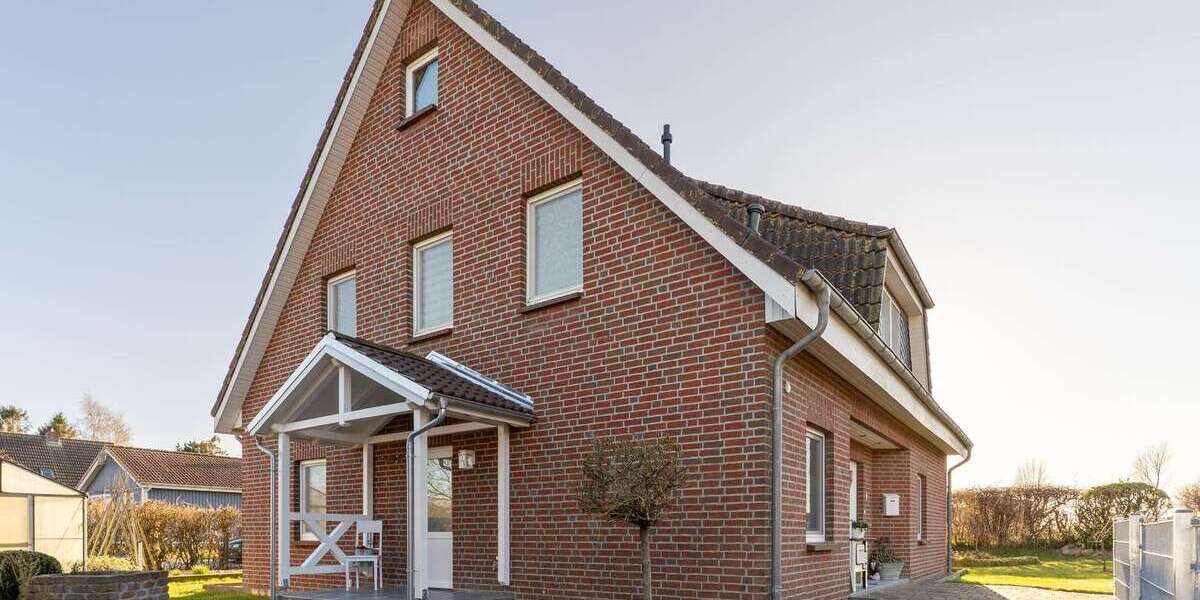 Einfamilienhaus Neukirchen - 6 Zimmer, 161 m&sup2;, 465.000&euro; | Angebot:24821594