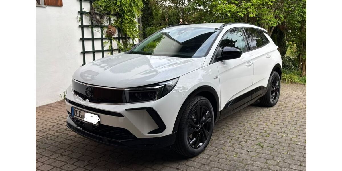 Opel Grandland (X) 8.700 km 23.000 &euro; Deggendorf 94469