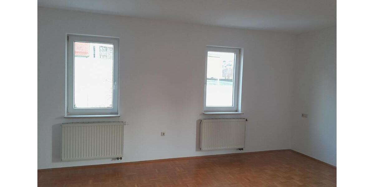 Etagenwohnung Weikersheim - 3 Zimmer, 115 m&sup2;, 860&euro; | Angebot:25356006