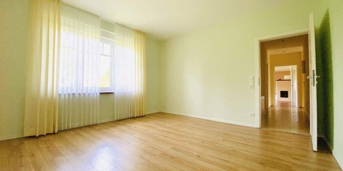 Bauernhaus, Landhaus Karstädt Dallmin - 7 Zimmer, 220 m&sup2;, 370.000&euro; | Angebot:25801857