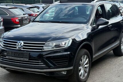 VW Touareg 172.000 km 15.999 &euro; Nordhorn 48529