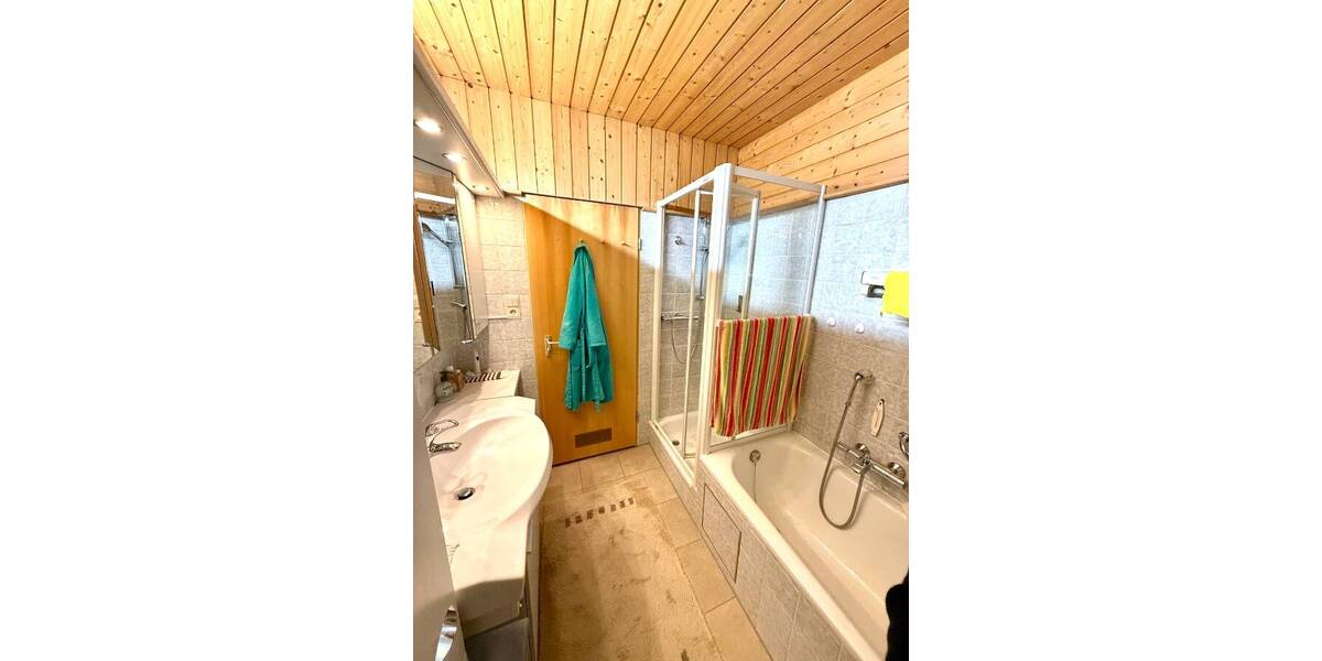 Etagenwohnung Rosenheim Aising - 2 Zimmer, 63 m&sup2;, 270.000&euro; | Angebot:26410252