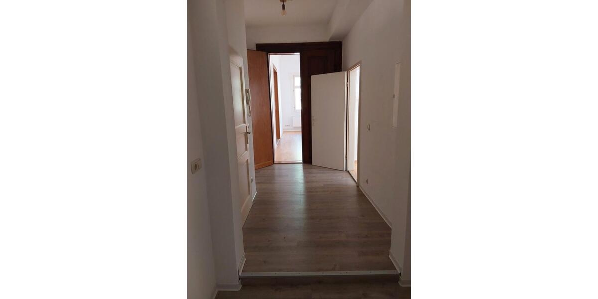 Etagenwohnung Arnstadt - 2 Zimmer, 96 m&sup2;, 620&euro; | Angebot:26624701