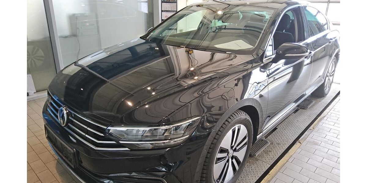 VW Passat 58.189 km 19.990 &euro; Braunschweig 38122