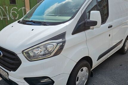 Ford Transit Custom 281.000 km 7.490 &euro; Berlin 13353