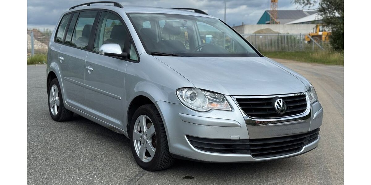 VW Touran 278.000 km 1.900 &euro; Scheeßel 27383