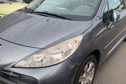 Peugeot 207 259.600 km 1.290 € Hemsbach 69502