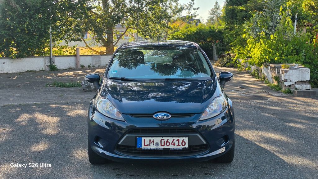 Ford Fiesta 83.000 km 3.999 &euro; Staffel 65556