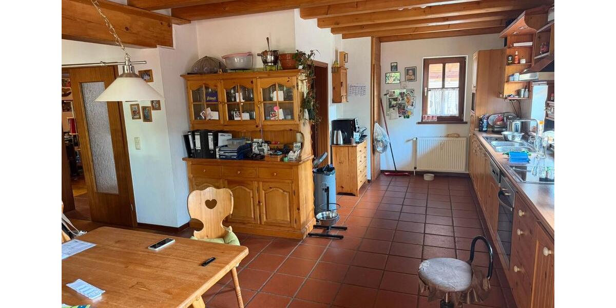 Einfamilienhaus Felsberg - 5 Zimmer, 250 m&sup2;, 350.000&euro; | Angebot:26960077