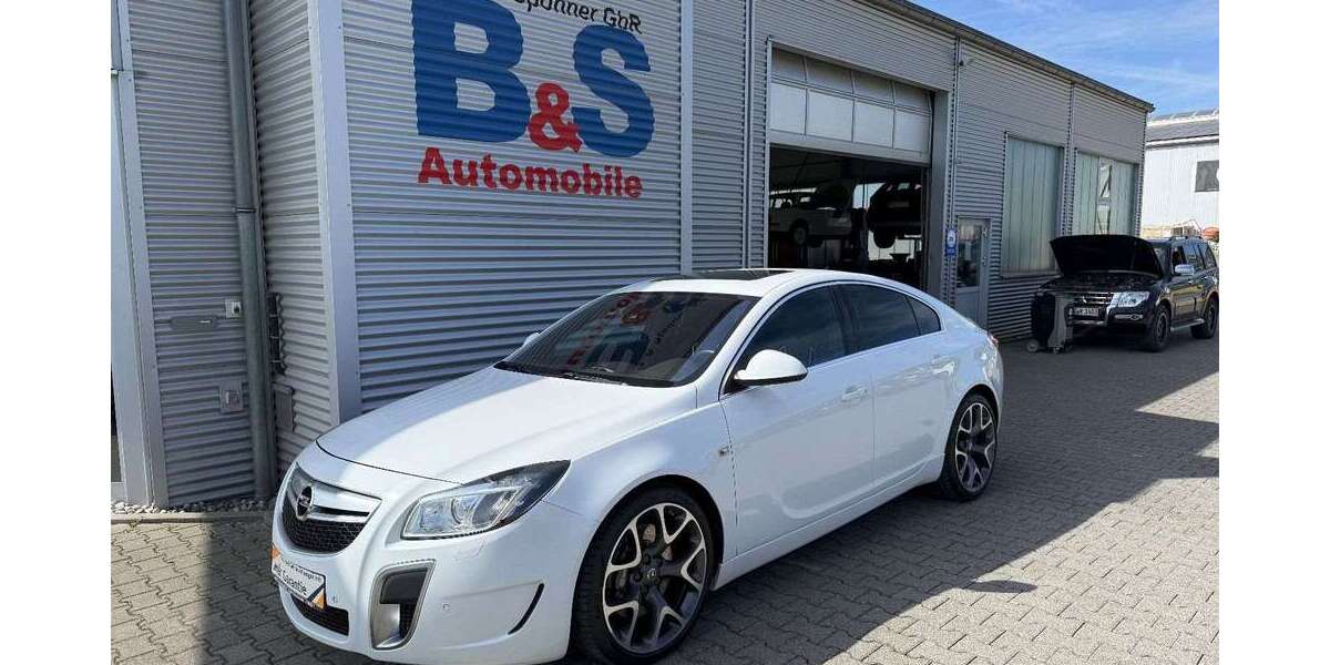 Opel Insignia 128.859 km 9.990 &euro; Gladenbach 35075