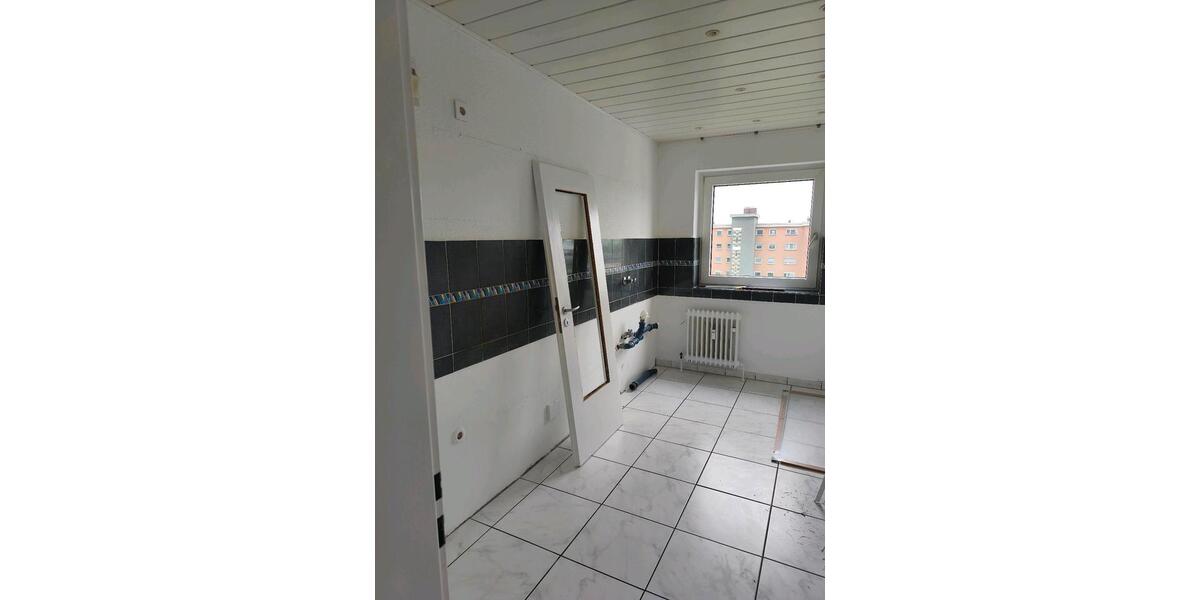 Etagenwohnung Erkrath - 4 Zimmer, 103 m&sup2;, 280.000&euro; | Angebot:26497440