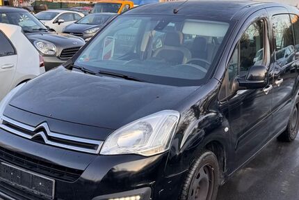 Citroen Berlingo 235.800 km 4.899 &euro; Frankfurt 60486