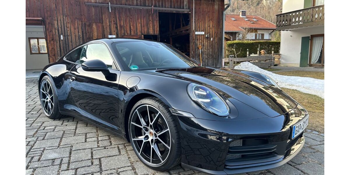 Porsche 992 1.911 km 129.990 &euro; Graswang 82488
