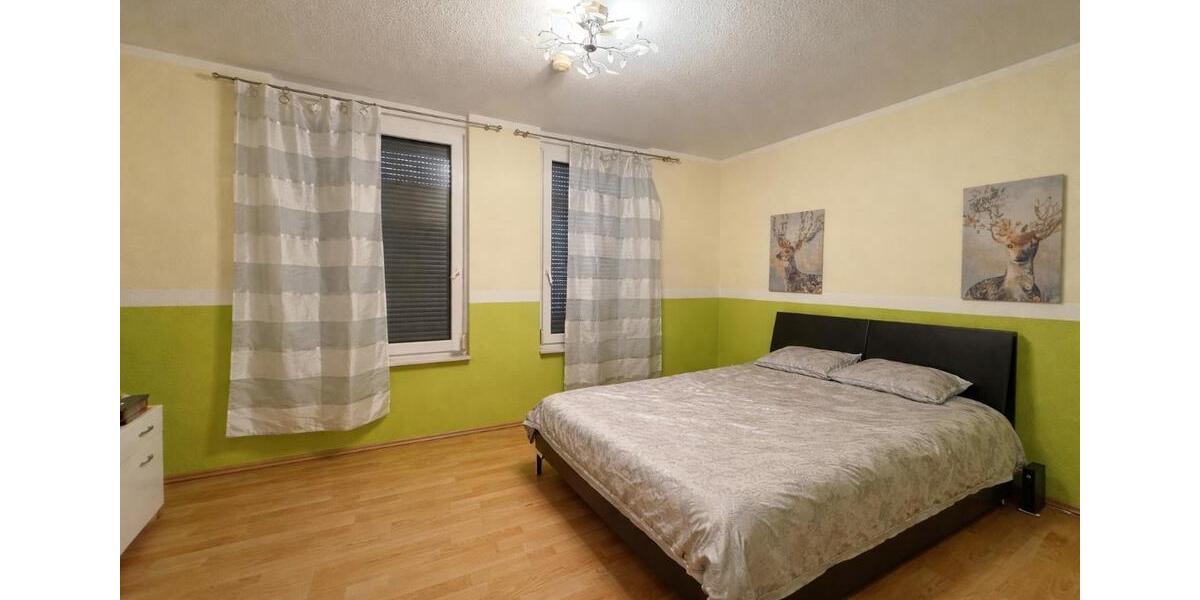 Reihenhaus Sindelfingen Darmsheim - 5 Zimmer, 136 m&sup2;, 1.980&euro; | Angebot:25216520