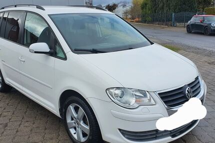 VW Touran 229.000 km 3.900 &euro; Barntrup 32683