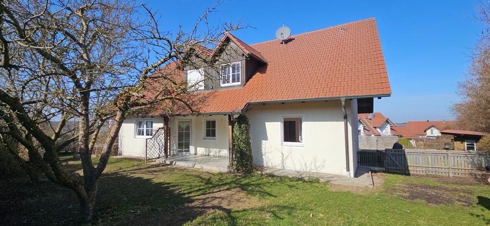 Erdgeschoßwohnung Pörnbach - 5 Zimmer, 120 m&sup2;, 1.250&euro; | Angebot:25404605