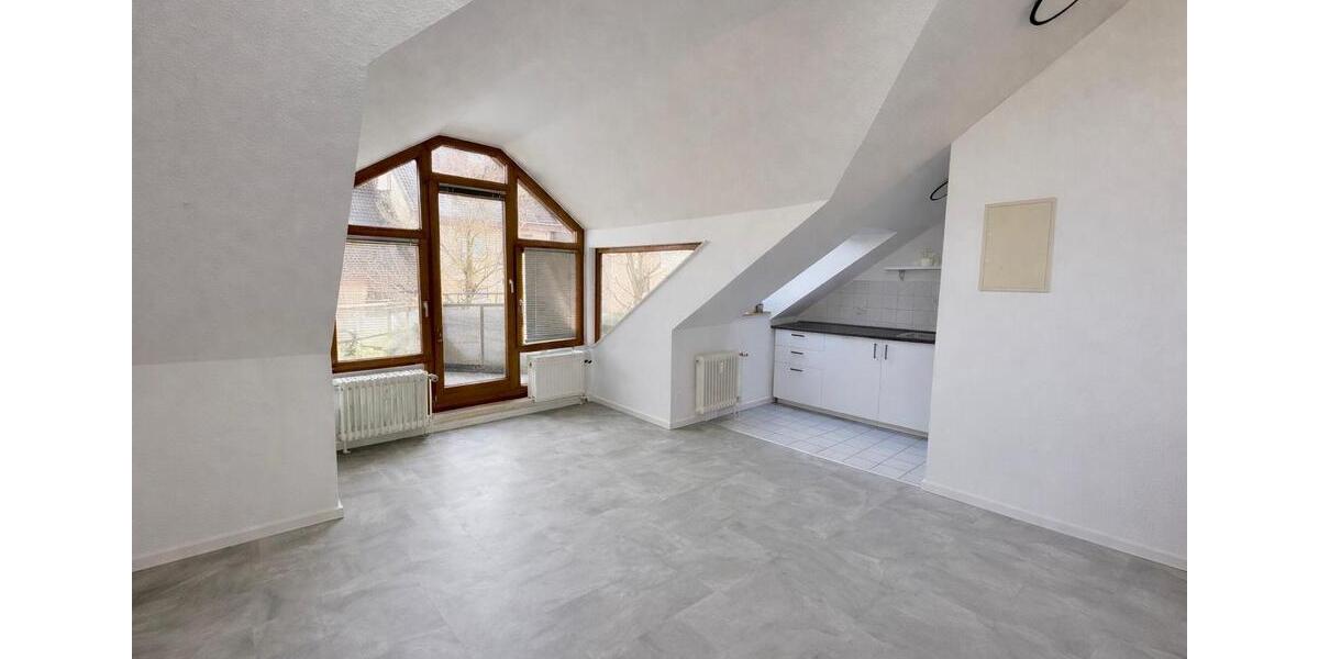 Dachgeschoßwohnung Weil der Stadt - 2 Zimmer, 40 m&sup2;, 630&euro; | Angebot:25540105