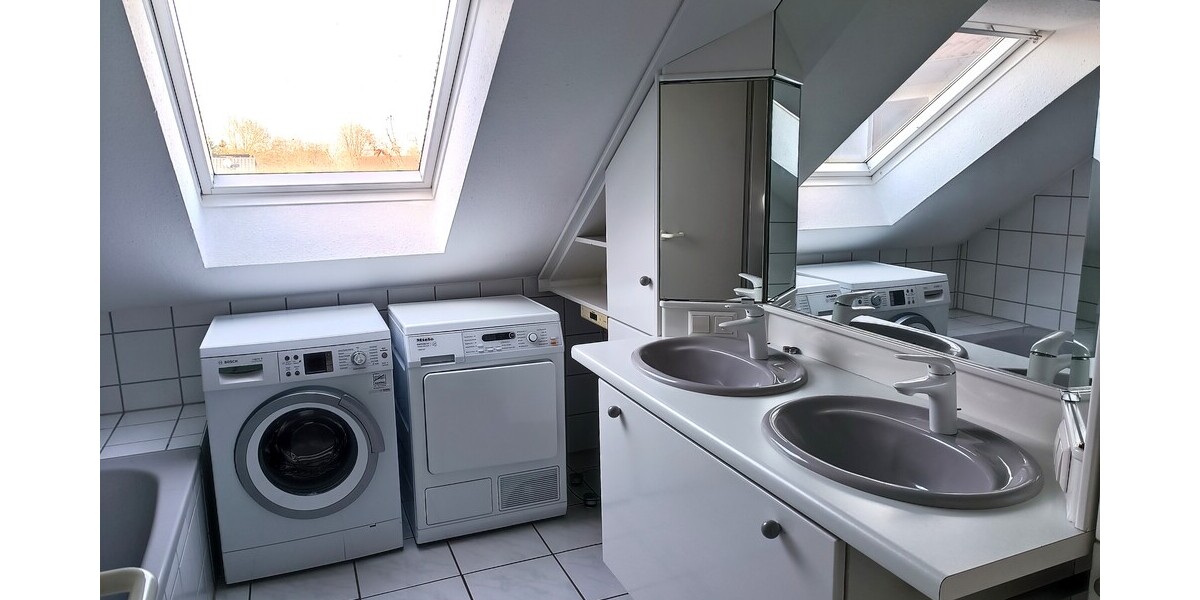 Schöne 3-Zimmer-Dachgeschosswohnung mit zwei Garagen in Senden-Aufheim - 3- Senden Aufheim | Angebot:25391917