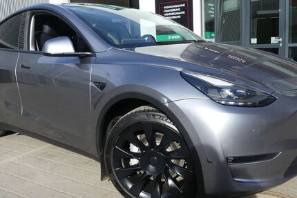 Tesla Model Y 46.233 km 35.600 &euro; Berlin 13156