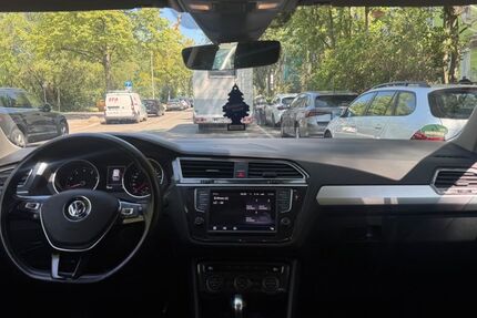 VW Tiguan 98.000 km 18.900 &euro; Berlin 10783