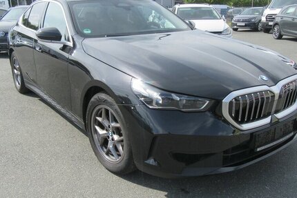 BMW 520i Automazik, NEUES MODEL 25.000 km 42.950 &euro; Gernsheim 64579