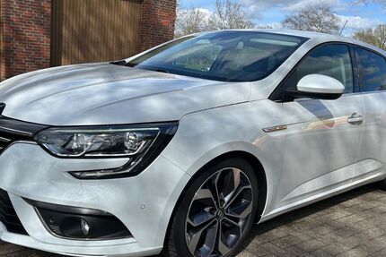 Renault Megane 121.980 km 9.900 &euro; Friedeburg 26446