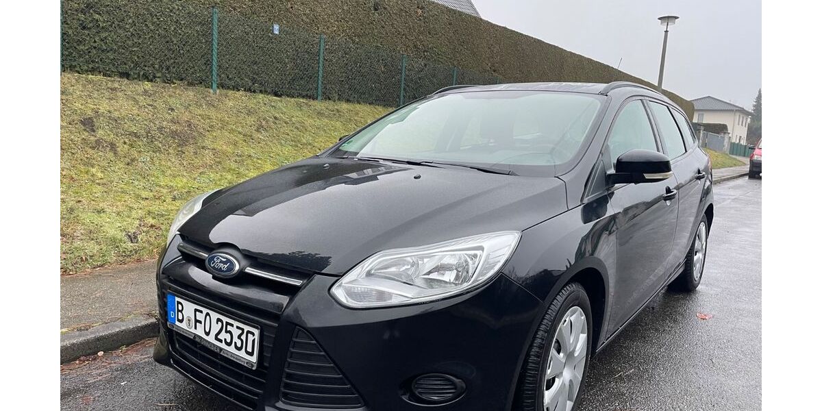 Ford Focus 143.200 km 4.750 &euro; Berlin 12623