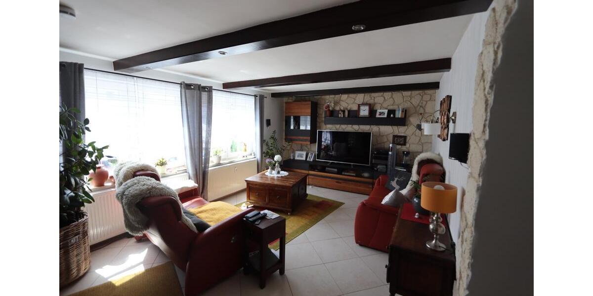 Eigentumswohnung 4+2 Zimmer mit Gartenanteil 6 zimmer