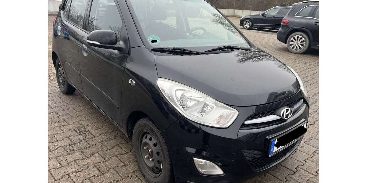 Hyundai i10 100.900 km 2.800 &euro; Sindelfingen 71063