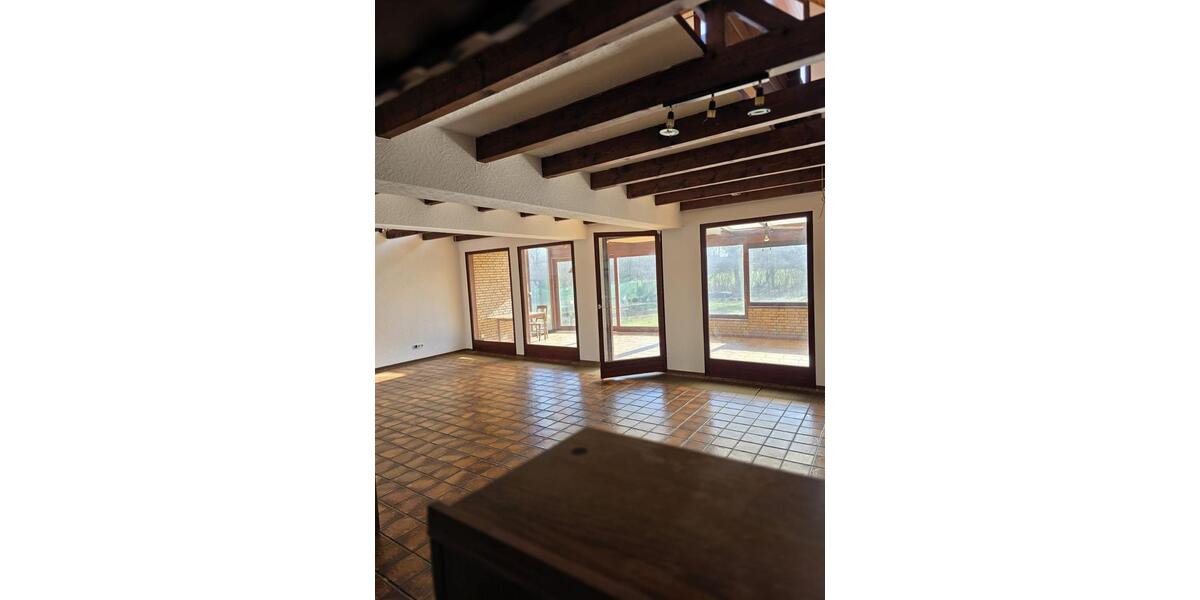 Einfamilienhaus Stuhr - 7 Zimmer, 200 m&sup2;, 1.500&euro; | Angebot:25882466