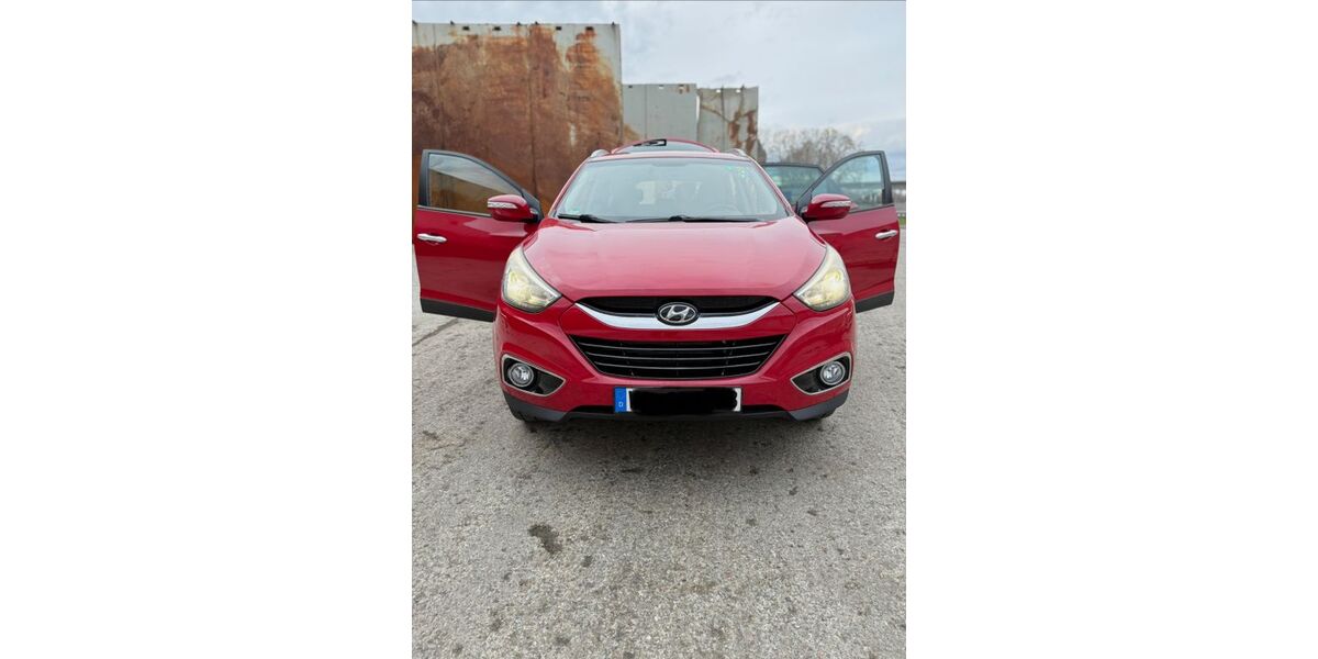 Hyundai ix35 198.000 km 8.300 &euro; Worms 67547