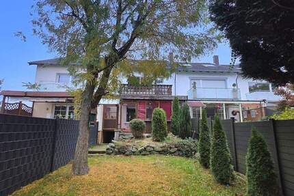 *Charmantes Reihenmittelhaus mit Potenzial in begehrter Lage von Elsen* 4 zimmer