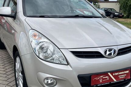 Hyundai i20 69.943 km 8.380 € Großkorbetha 06688