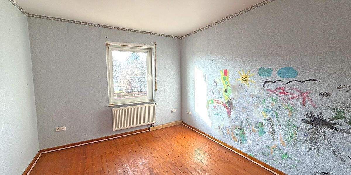 Mehrfamilienhaus, Wohnhaus Enger Dreyen - 6 Zimmer, 131 m&sup2;, 190.000&euro; | Angebot:26674319