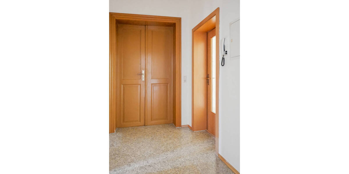 Etagenwohnung Neustadt - 2 Zimmer, 57 m&sup2;, 342&euro; | Angebot:25995805