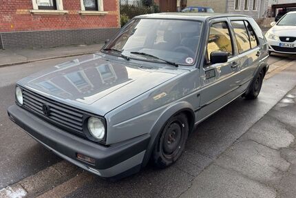 VW Golf 180.000 km 4.750 &euro; Schiffweiler 66578