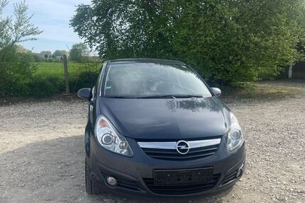 Opel Corsa 105.000 km 2.650 &euro; Neu-Ulm 89231