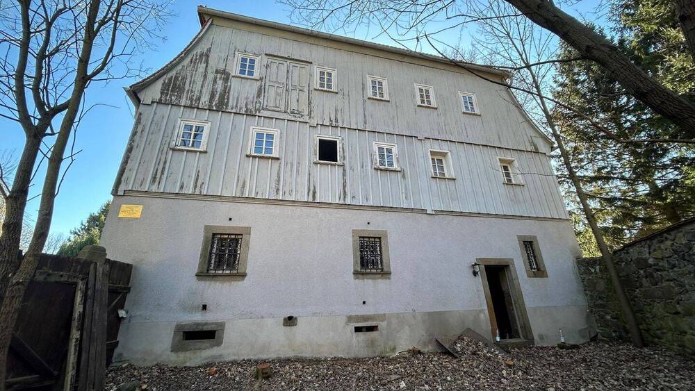 Einfamilienhaus Ebersbach-Neugersdorf Neugersdorf - 2 Zimmer, 300 m&sup2;, 120.000&euro; | Angebot:26257639