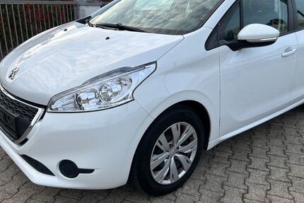 Peugeot 208 88.000 km 5.999 &euro; Ludwigshafen 67065