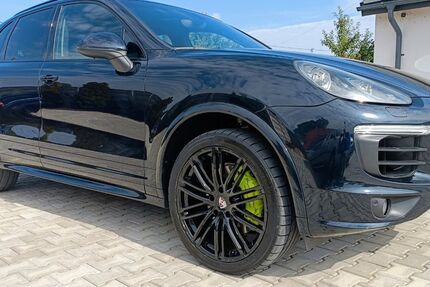 Porsche Cayenne 280.800 km 21.300 &euro; Eching 84174