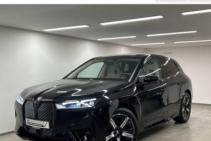 BMW iX 10.000 km 54.450 € Rosenheim 83026