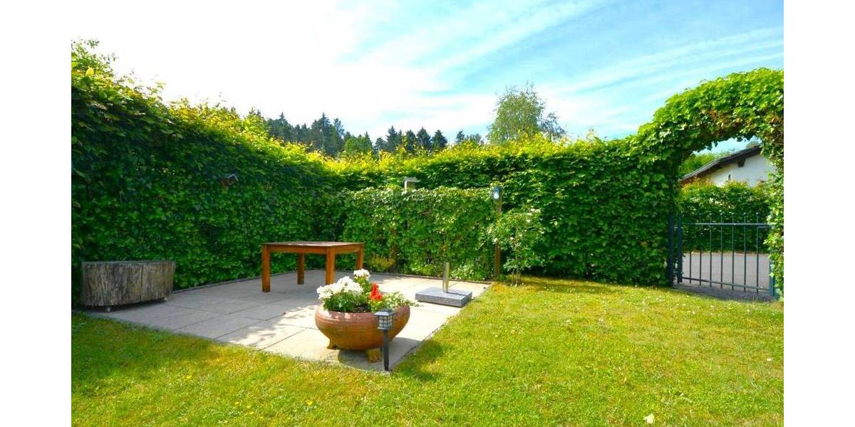 RESERVIERT Moderner, ruhig gelegener und perfekt unterhaltener Ferienbungalow auf schönem Grundstück in Gerolstein-Hinterhausen RESERVIERT 4 zimmer