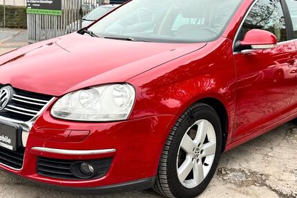 VW Golf 184.000 km 4.900 € Bonn 53227