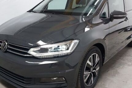 VW Touran 36.500 km 32.690 &euro; Dessau direkt an der A9 06842