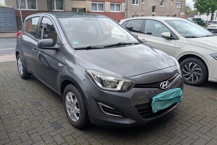 Hyundai i20 63.000 km 4.900 &euro; Alsdorf 52477