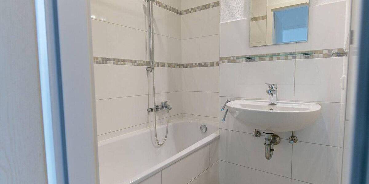 Etagenwohnung Kiel Südfriedhof - 3 Zimmer, 70 m&sup2;, 960&euro; | Angebot:26389251