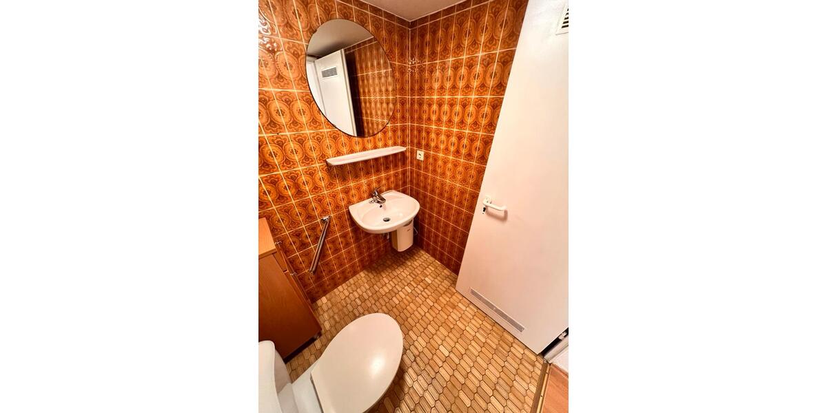 Erdgeschoßwohnung Erbach - 3 Zimmer, 117 m&sup2;, 1.000&euro; | Angebot:25947875